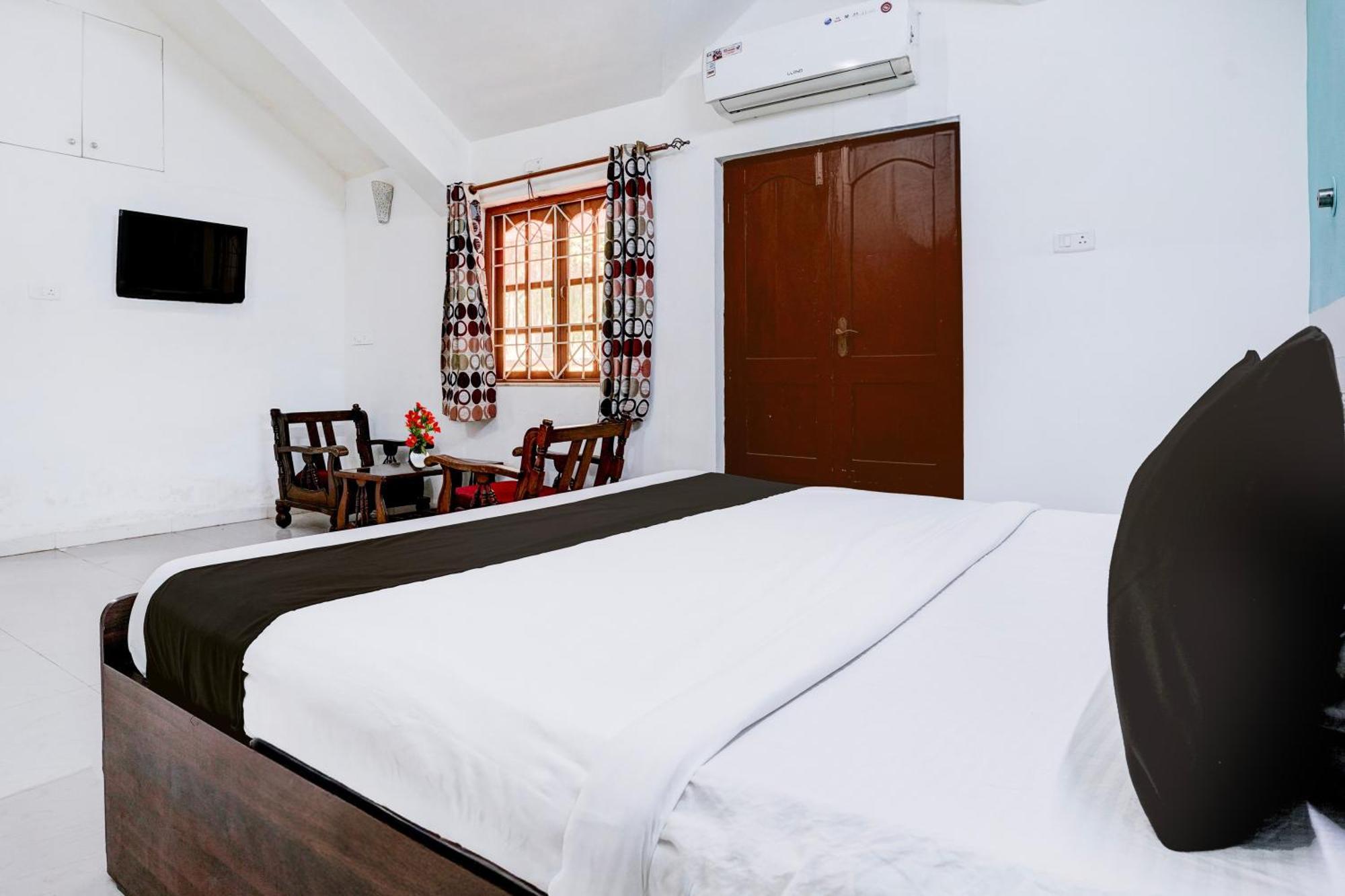 Oyo Flagship Triple Beach Guest House 베나울림 외부 사진